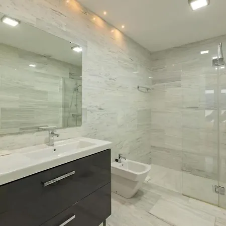 Angeles Deluxe Suite By Valcambre Seville Exterior photo